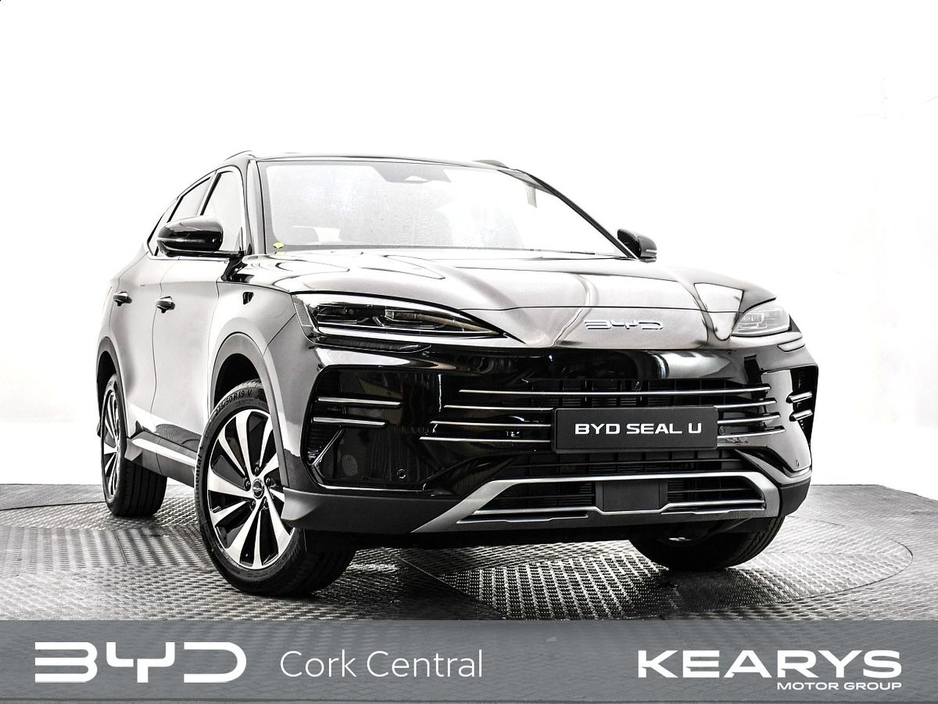 2025 BYD Seal U DM-i BOOST FWD DEMO MODEL €39,990