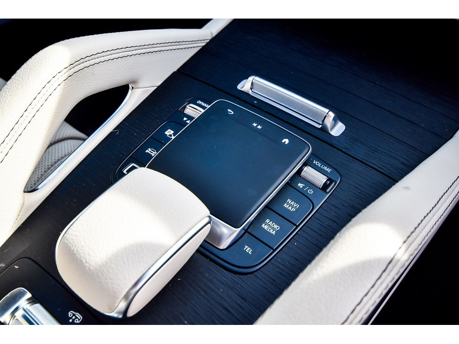 2025 Mercedes-Benz GLE Class - image 15