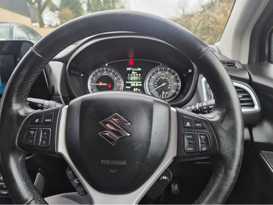 2023 Suzuki SX4 S-CROSS MOTION B-JET BOOSTERJET €22,500