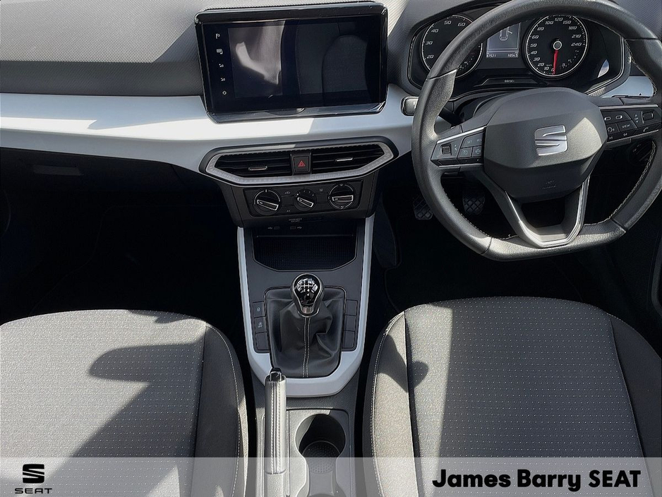 2023 SEAT Arona - image 9