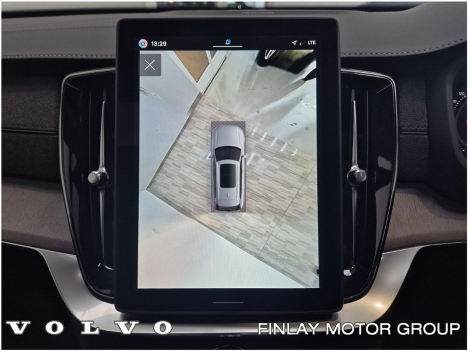 2026 Volvo XC90 - image 23