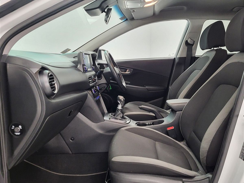 2018 Hyundai Kona - image 7