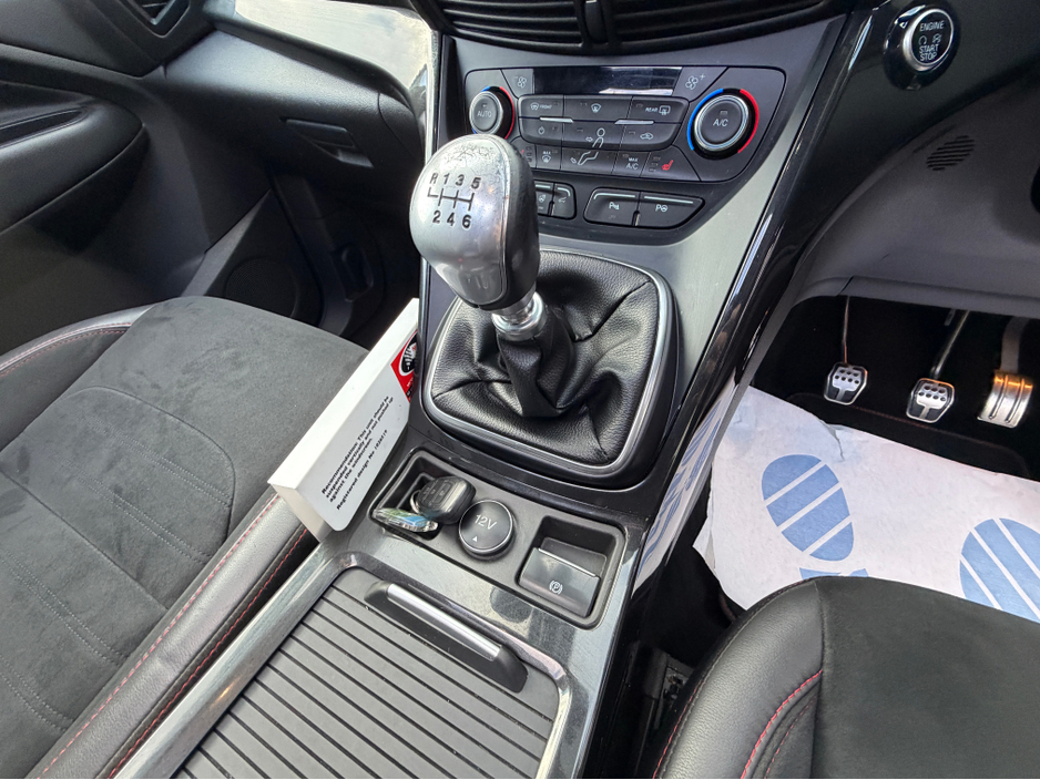 2019 Ford Kuga 1.5 120PS 4DR ST-LINE SUNROOF TOP SPEC €20,995