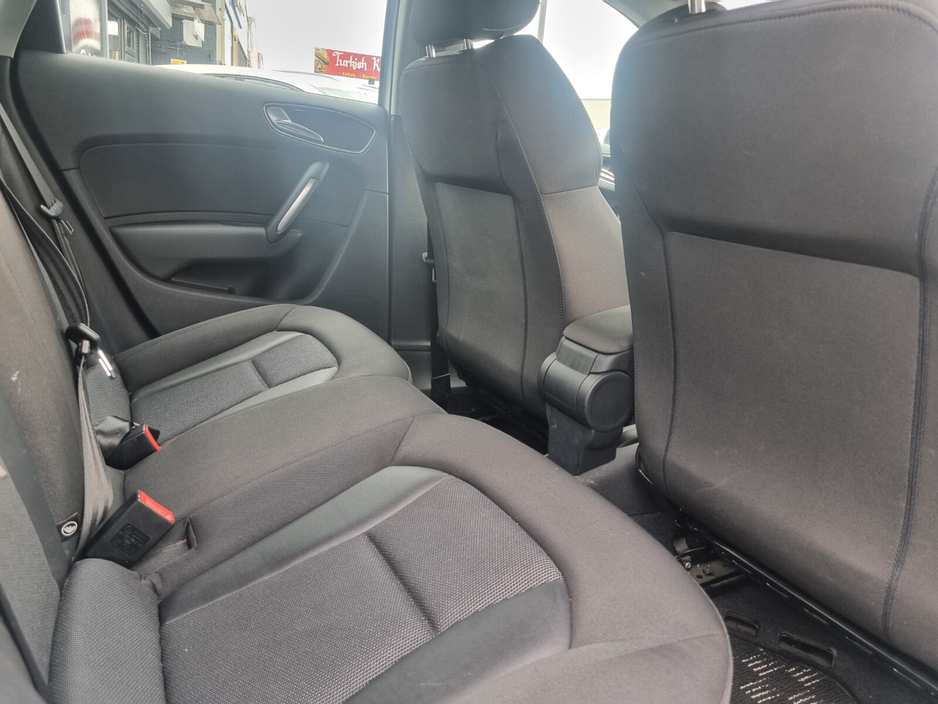 2014 Audi A1 - image 9