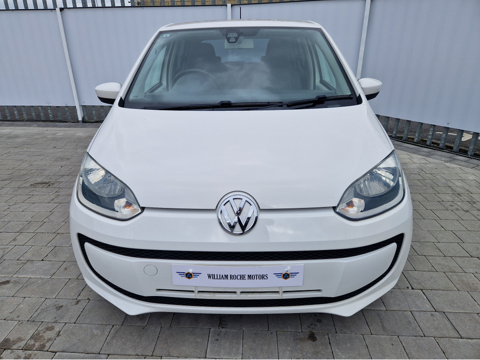 2015 Volkswagen up! - image 3