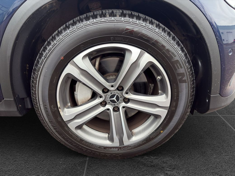 2019 Mercedes-Benz GLC Class - image 16