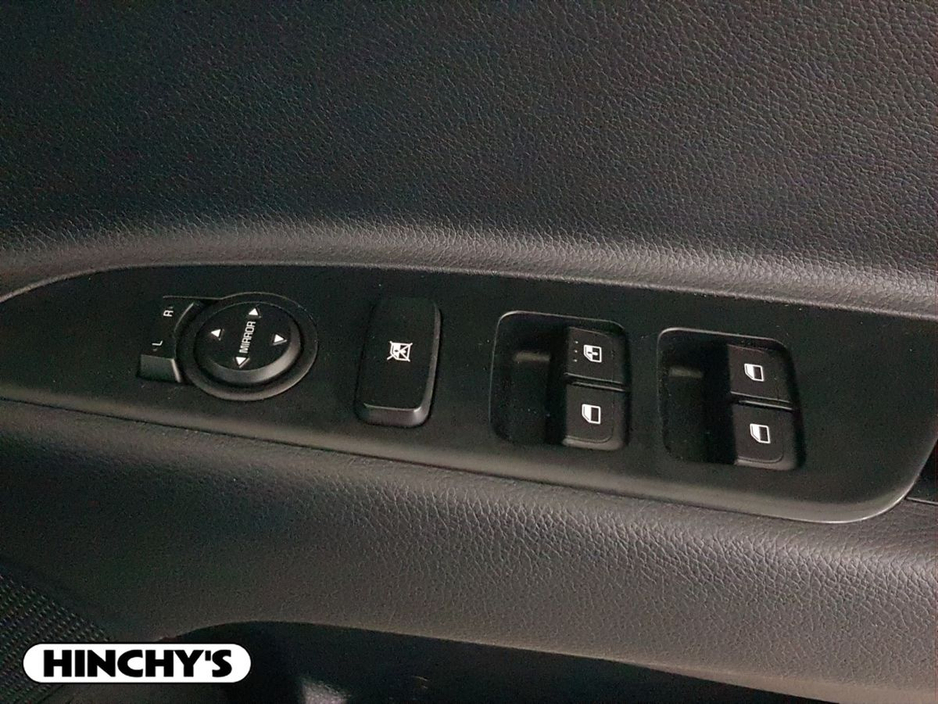 2024 Kia Stonic - image 20