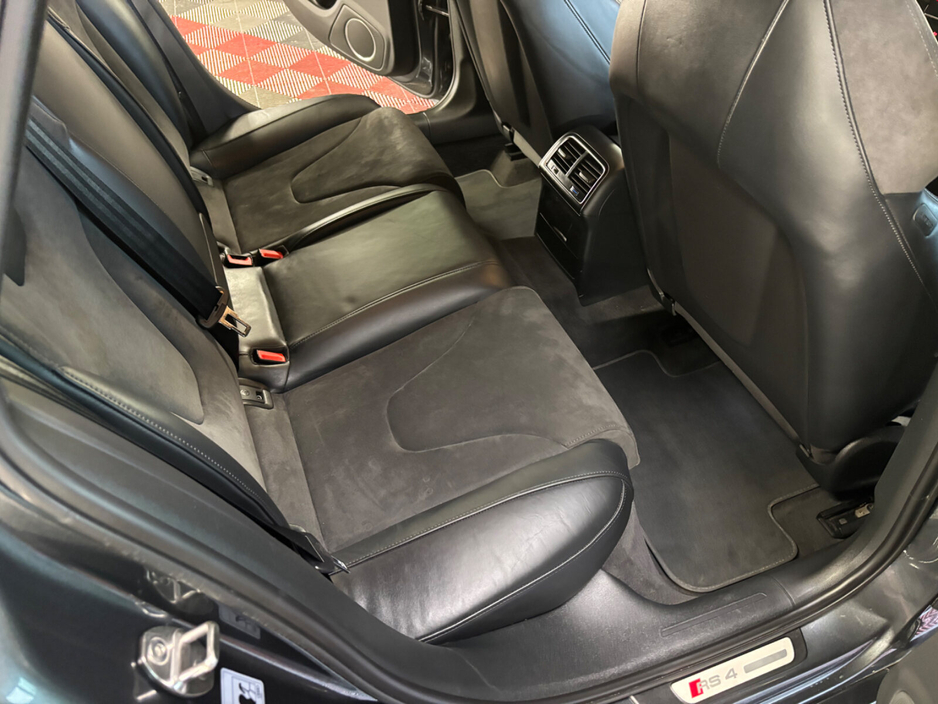 2015 Audi RS4 4.2 FSI RS4 QUATTRO AVANT €44,950