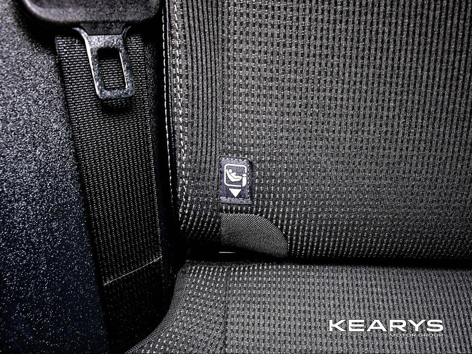 2025 Toyota bZ4X - image 13