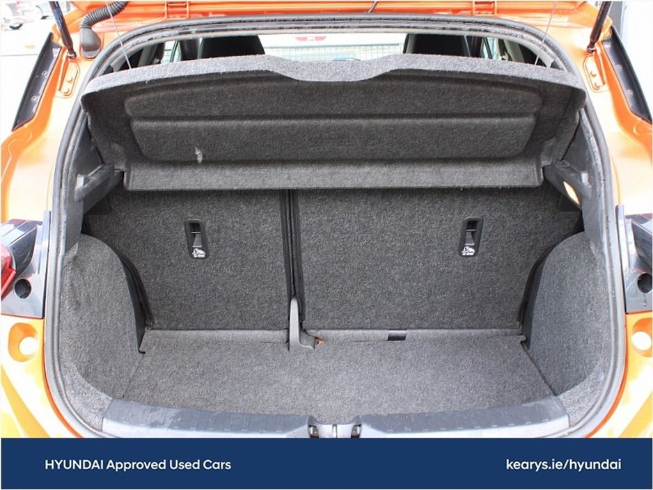 2018 Nissan Micra - image 9