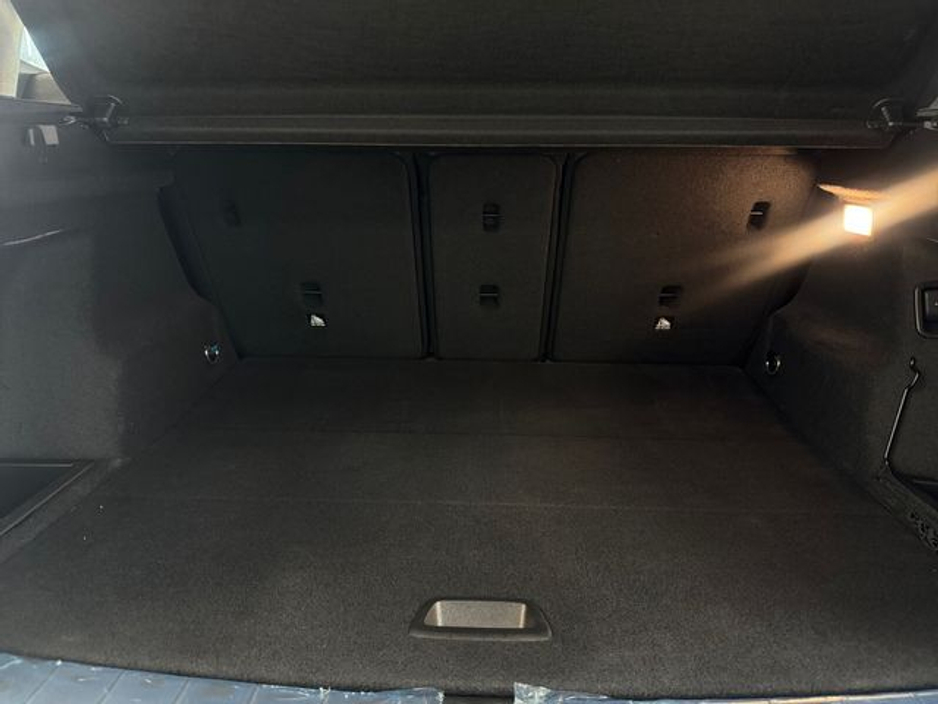 2019 BMW X1 - image 18