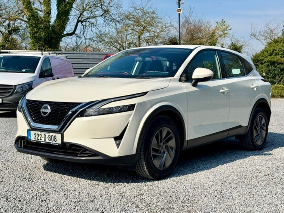 2022 Nissan Qashqai - image 3