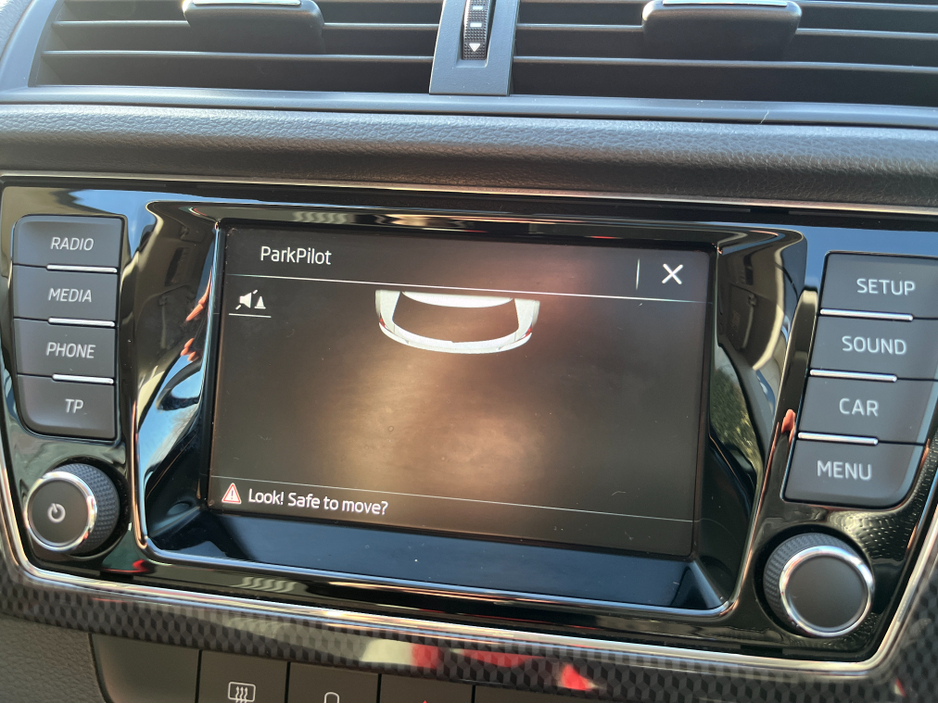 2018 Skoda Fabia MONTE CARLO AUTOMATIC 1.0 TSI PETROL //LOW MILES//HIGH SPEC//PANORAMIC GLASS ROOF// BUCKET SEATS//CARPLAY// €15,950