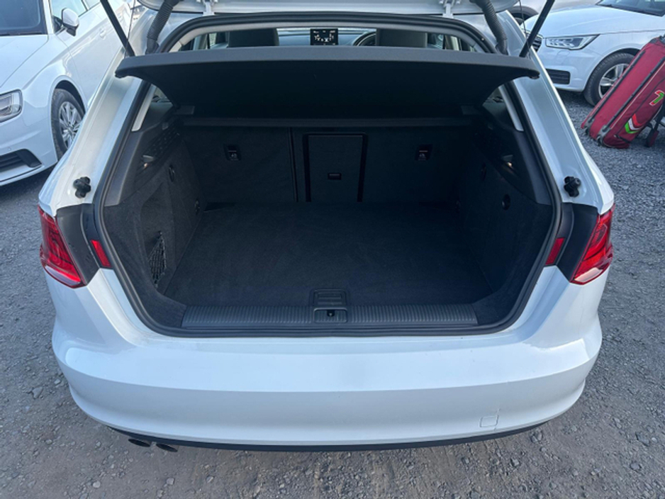 2014 Audi A3 - image 9