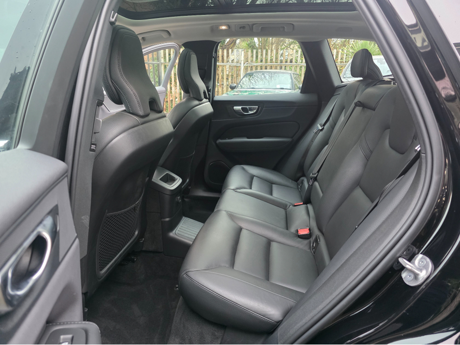 2023 Volvo XC60 2.0 T6 AWD PHEV. PANORMIC ROOF. HUGE SPEC. FINANCE ARRANGED. SIMI. AA APPROVED. €44,950