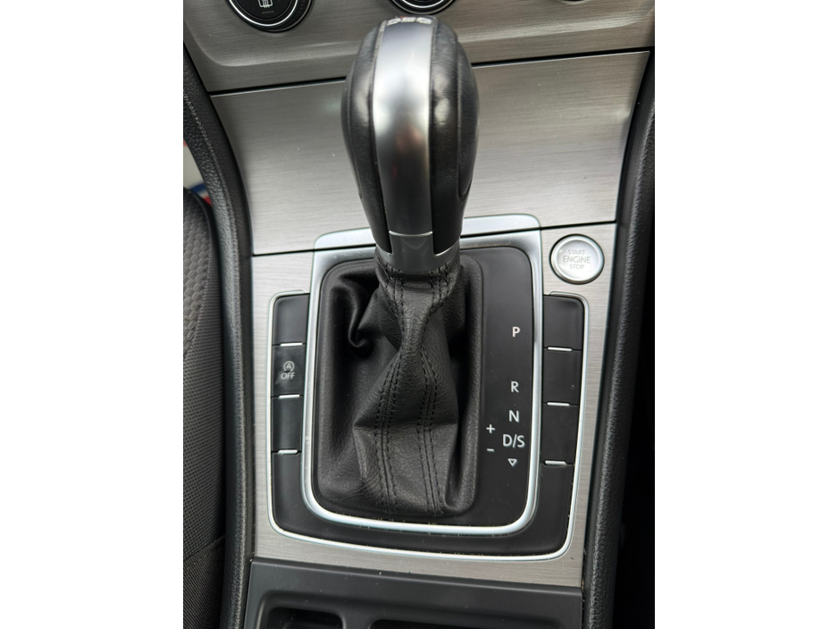 2016 Volkswagen Golf  €15,590