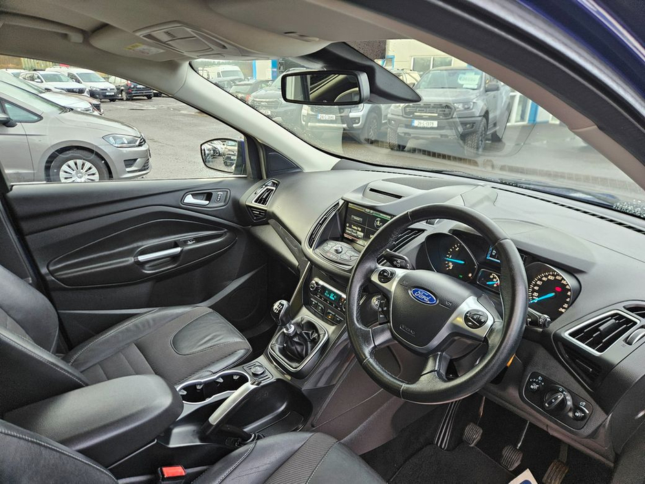 2015 Ford Kuga C520 Titanium 5D 2.0TD120 S6 M6 FWD €11,500