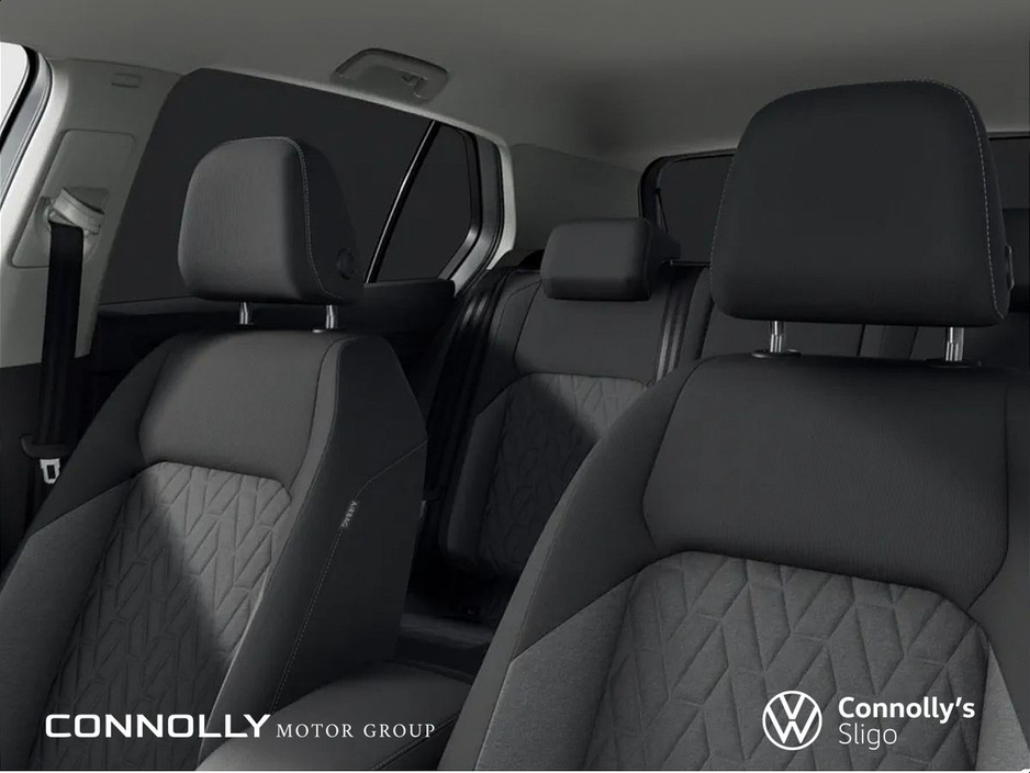 2026 Volkswagen Golf - image 5