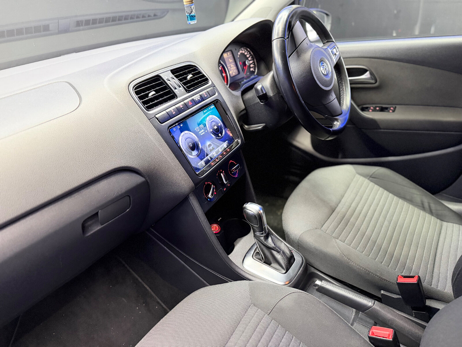 2013 Volkswagen Polo - image 17