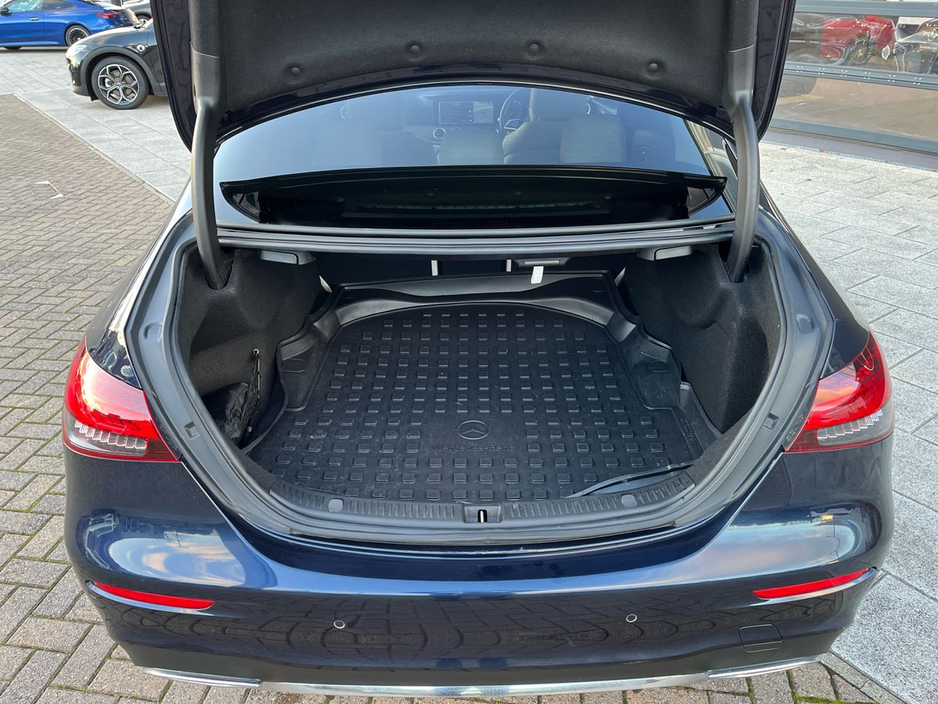 2022 Mercedes-Benz E Class E 220D AMG/Avantgarde Line Saloon €47,950