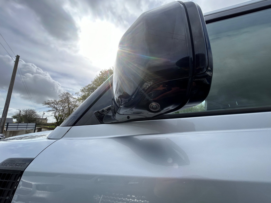 2023 Land Rover Defender - image 27
