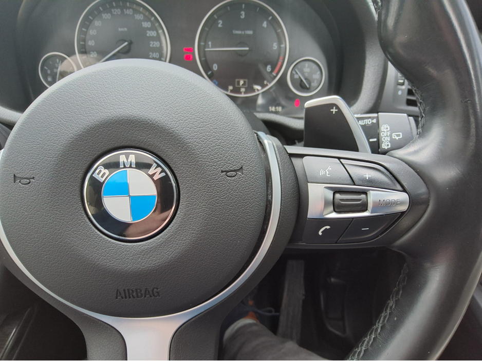 2017 BMW X3 - image 22