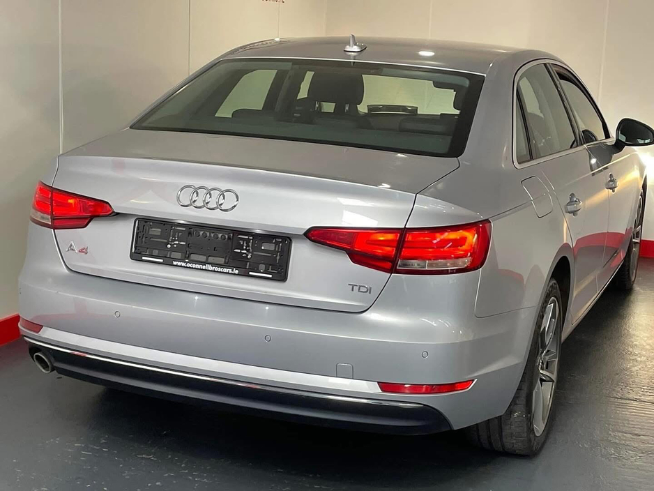 2019 Audi A4 - image 4