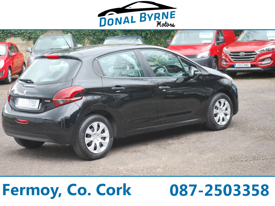 2016 Peugeot 208 - image 4