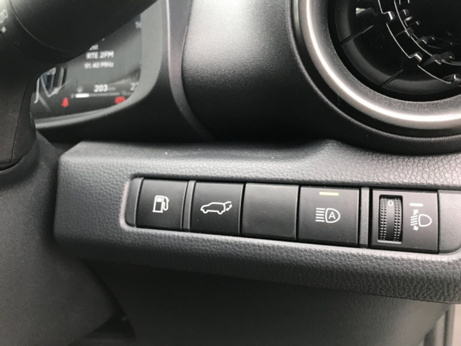 2024 Toyota C-HR HYBRID SOL - GRANDONS €33,995