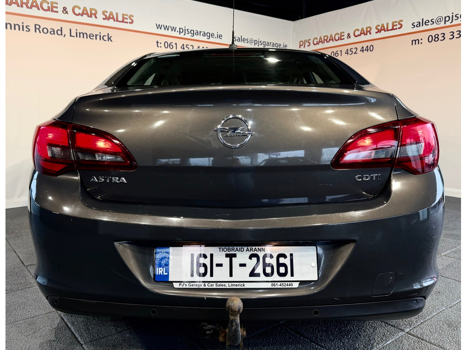 2016 Opel Astra SALOON 1.6 CDTI 110PS 4DR €7,990