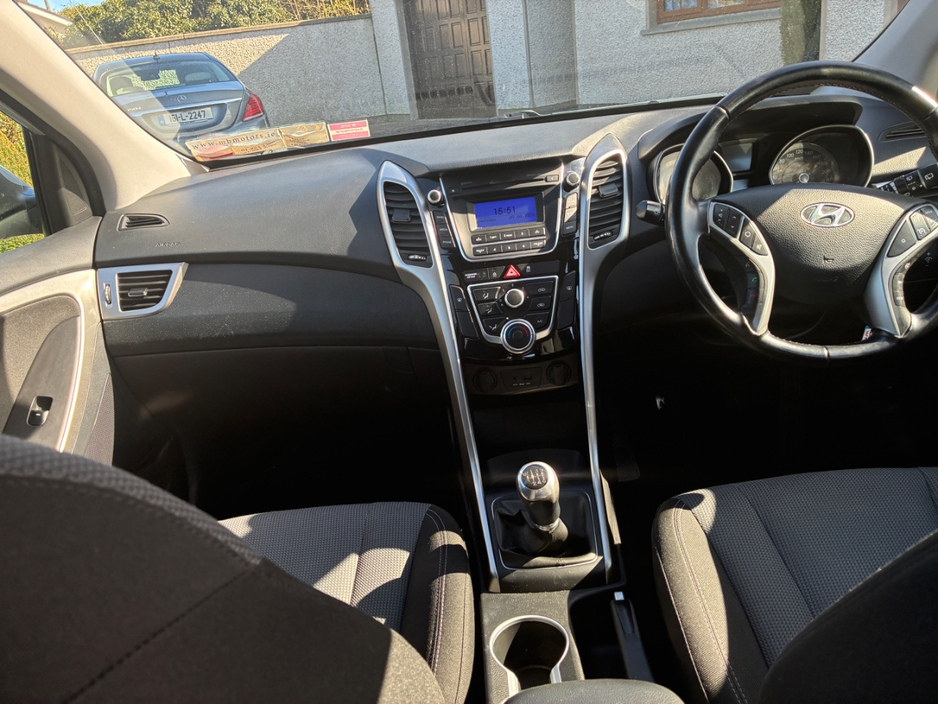 2014 Hyundai i30 - image 7