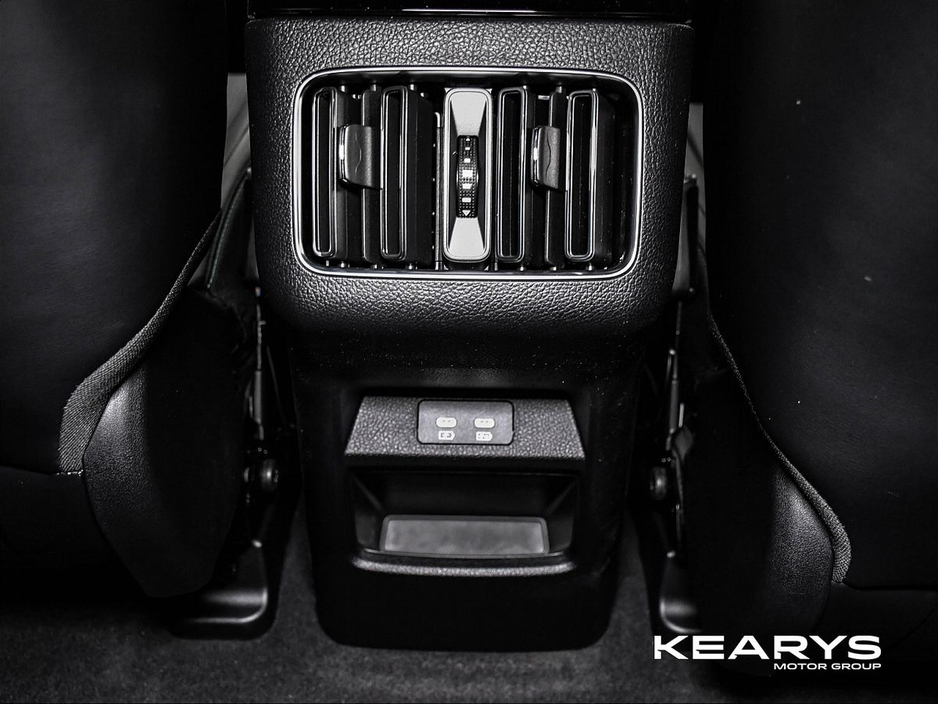 2026 BYD Seal U - image 17