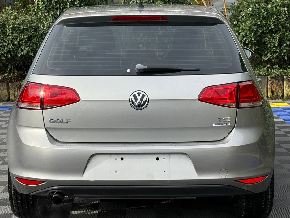 2015 Volkswagen Golf - image 16