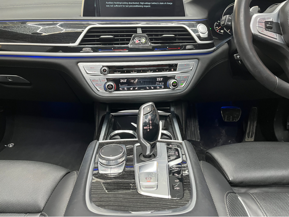 2018 BMW 7 Series €29950! 2018 BMW 740E IPERFORMANCE M-SPORT 2.0 AUTOMATIC / CRUISE CONTROL / 360° PARKING CAMERA / ELECTRIC MEMORY HEATED & MASSAGING SEATS / PANORAMIC SUNROOF / PADDLE SHIFTERS €29,950