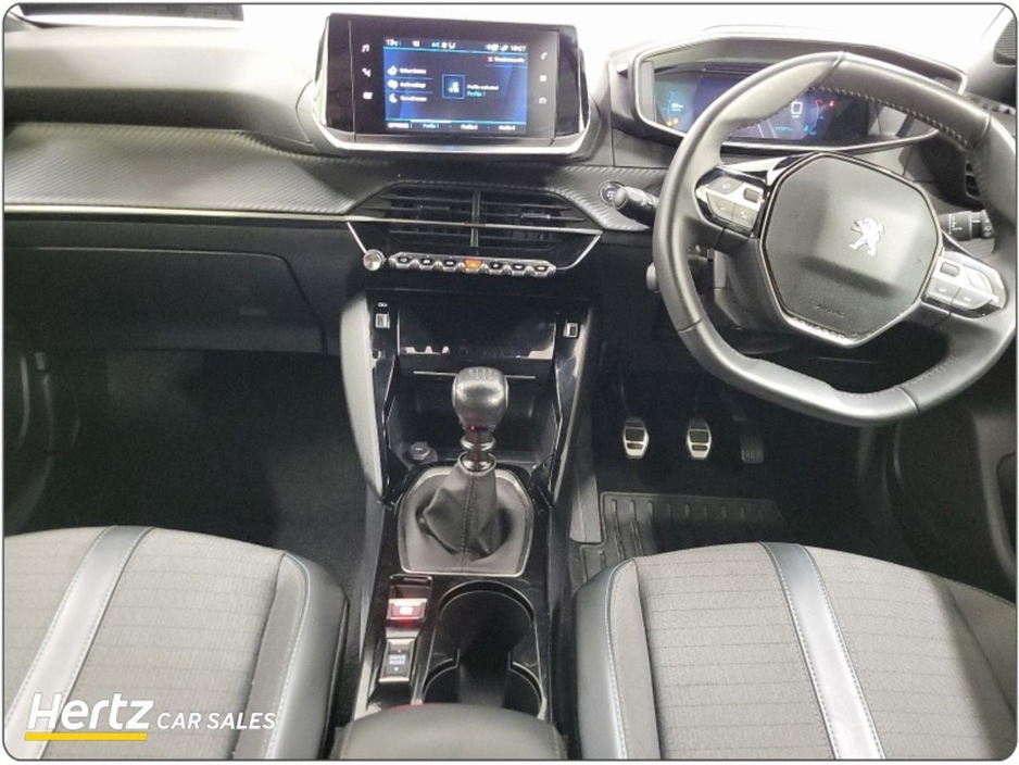 2023 Peugeot 2008 - image 9