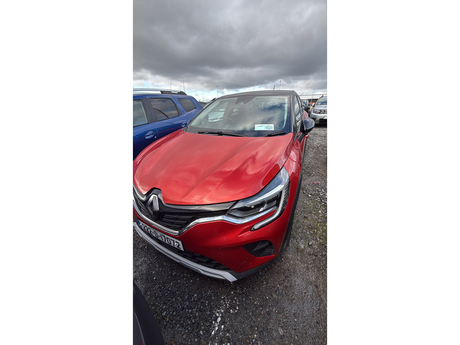 2022 Renault Captur 1.0 TCe 90 DFull Iconic €16,995