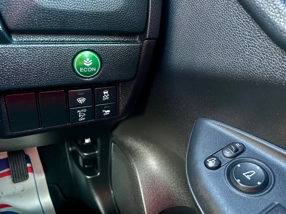 2016 Honda Fit  €9,199