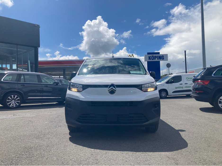 2026 Citroen Berlingo - image 23