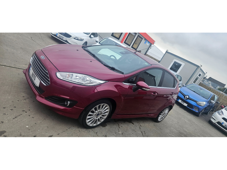 2015 Ford Fiesta - image 17