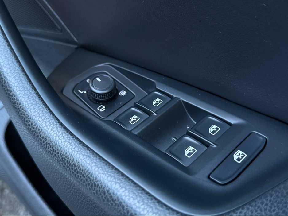 2018 Volkswagen Arteon - image 15