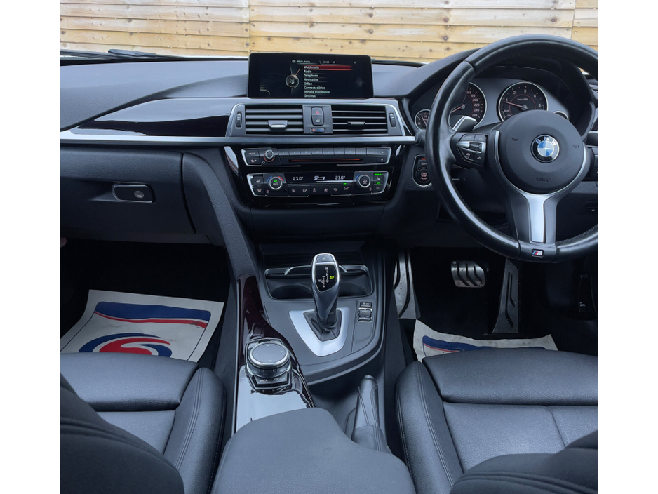 2016 BMW 3 Series - image 11
