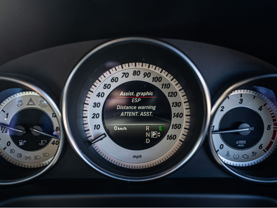 2014 Mercedes-Benz E Class - image 25