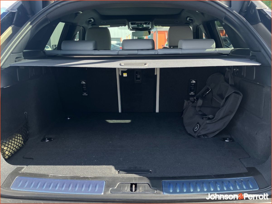 2025 Land Rover Range Rover Velar 2.0 I4 PHEV 404 PS S (Land Rover Warranty until 2030) €79,900