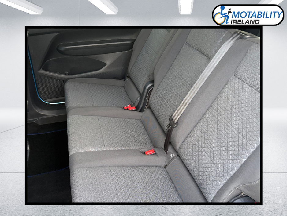 2023 Ford Tourneo Connect - image 9