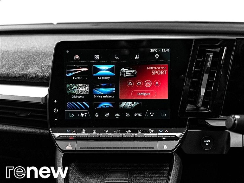 2024 Renault Megane E-Tech - image 22