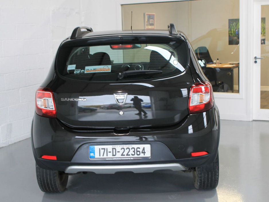 2017 Dacia Sandero Stepway Alternative 1.5 DCI 90 €8,750