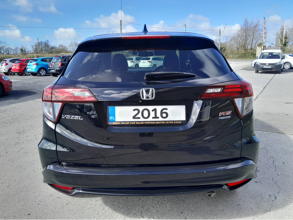 2016 Honda Vezel - image 5