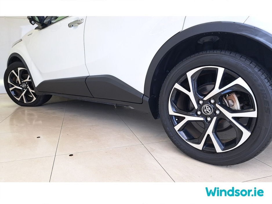 2019 Toyota C-HR Hybrid Auto €19,995