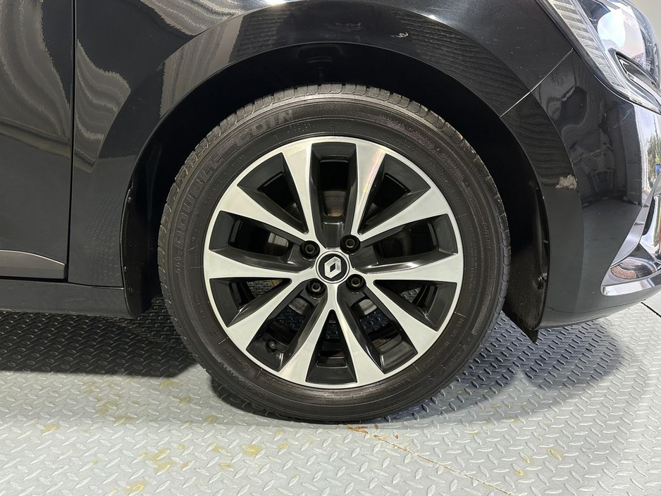 2023 Renault Clio Equilibre 1.0 Petrol €16,250