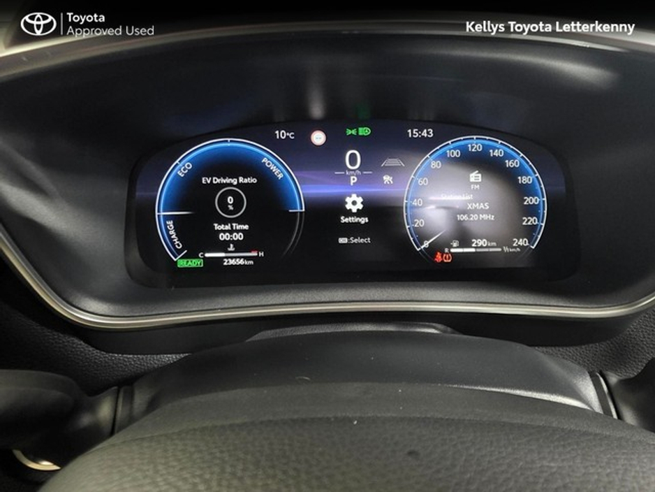 2025 Toyota Corolla - image 14